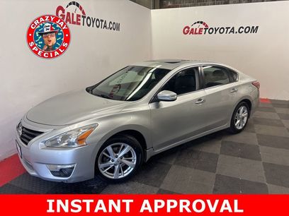 Used 2013 Nissan Altima 2.5 SL w/ Technology Pkg