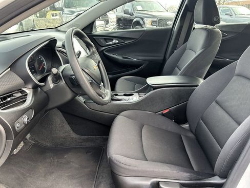 Used 2024 Chevrolet Malibu LS image 25