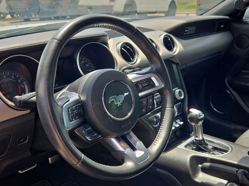 Used 2020 Ford Mustang Premium RWD image 16