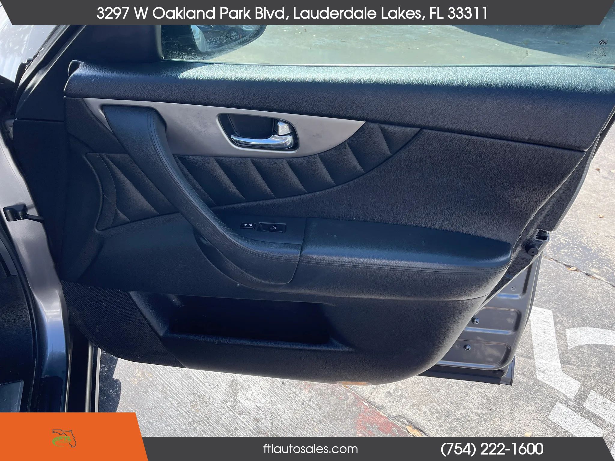 Used 2013 INFINITI FX37 2WD w/ Premium Pkg image 38
