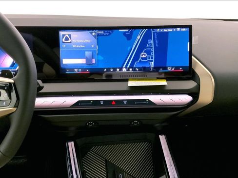 New 2025 BMW X3 xDrive30i w/ Premium Package image 5