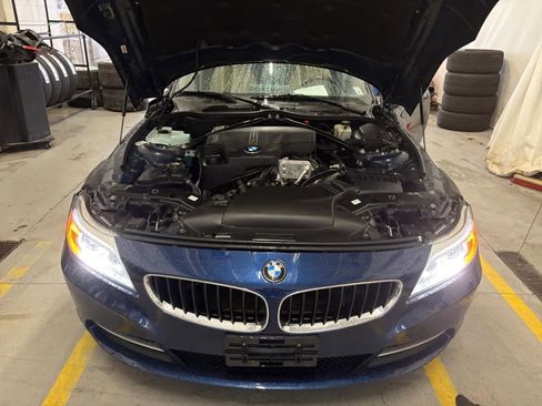 Used 2015 BMW Z4 sDrive28i RWD image 22