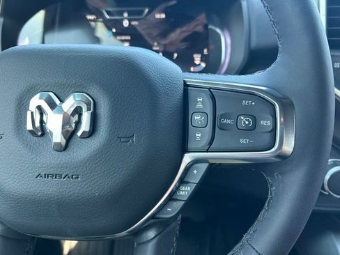 Used 2025 RAM 1500 Big Horn AWD/4WD image 23