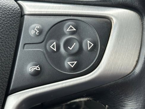 Used 2017 GMC Canyon SLT w/ Driver Alert Package image 31