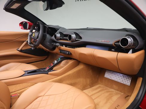 Certified 2023 Ferrari 812 GTS RWD image 16