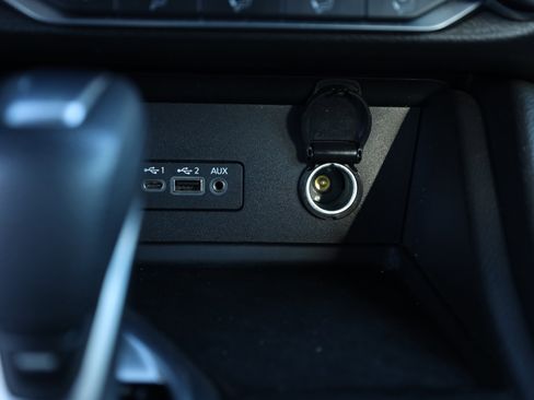 Used 2022 Nissan Sentra SV image 12