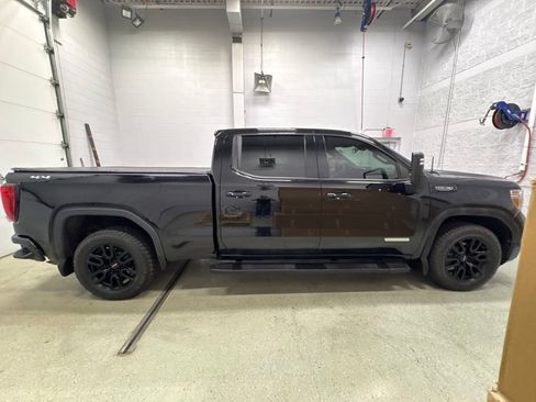 Used 2020 GMC Sierra 1500 Elevation w/ Elevation Value Package AWD/4WD image 3