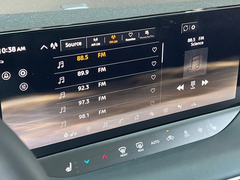 New 2026 Nissan Leaf Platinum+ w/ Cargo Package (Platinum+) image 16