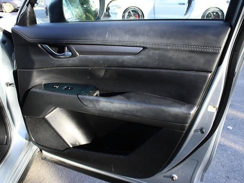 Used 2019 MAZDA CX-5 Touring FWD image 20