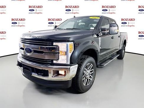 Used 2019 Ford F250 Lariat w/ Lariat Value Package image 4