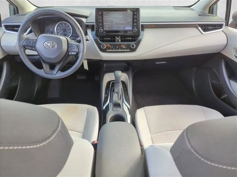 Certified 2021 Toyota Corolla LE image 24