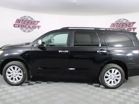 Used 2016 Toyota Sequoia Platinum AWD/4WD image 4