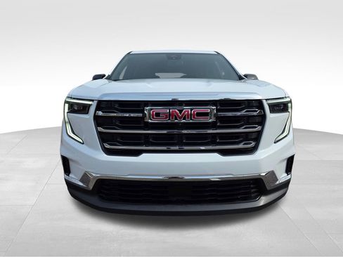 Used 2025 GMC Acadia Elevation image 9