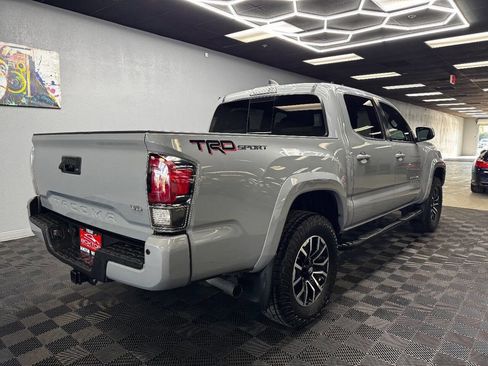Used 2020 Toyota Tacoma TRD Sport w/ Technology Package RWD image 14