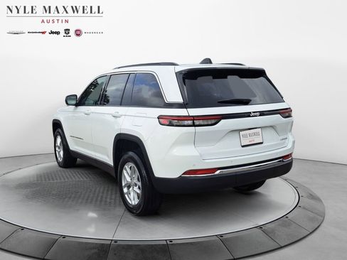 New 2025 Jeep Grand Cherokee Laredo w/ MOPAR Finishing Package image 14