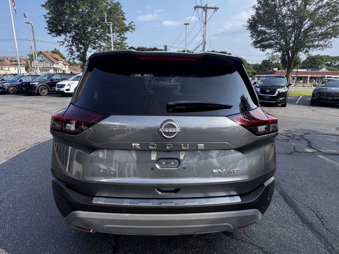 Used 2023 Nissan Rogue SV AWD/4WD image 6