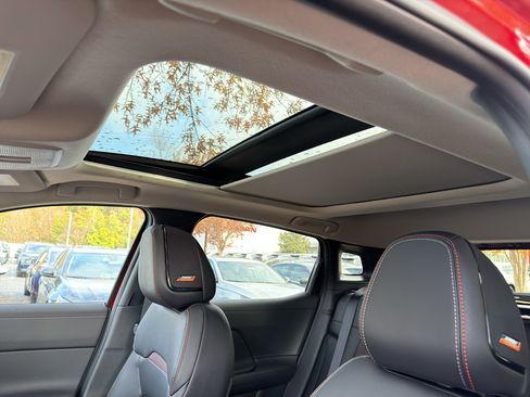 New 2026 Nissan Kicks SR w/ SR Premium Package image 30