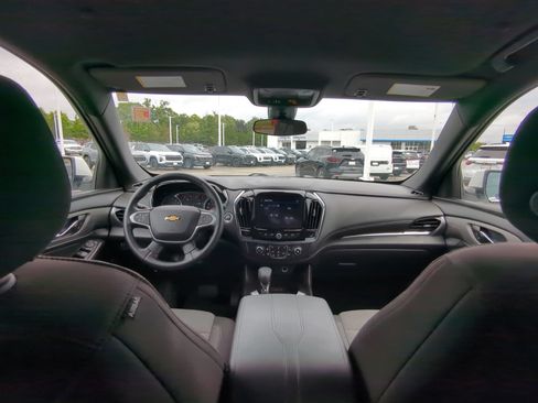 Used 2023 Chevrolet Traverse LT AWD/4WD image 13