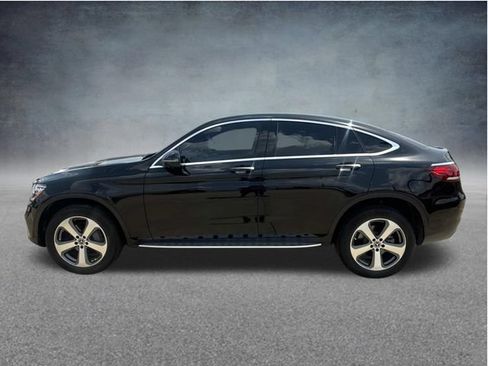 Used 2023 Mercedes-Benz GLC 300 4MATIC Coupe image 5