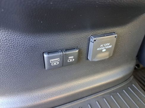 New 2026 Toyota Tundra Limited image 9