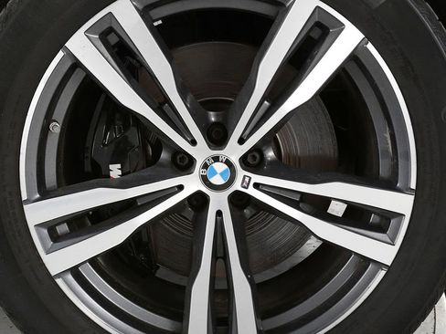 Used 2024 BMW X7 xDrive40i w/ Executive Package AWD/4WD image 6