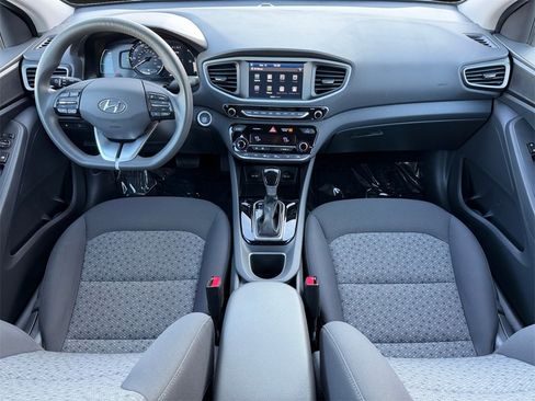 Used 2018 Hyundai Ioniq Blue image 16