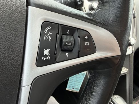 Used 2017 Chevrolet Equinox LT AWD/4WD image 25