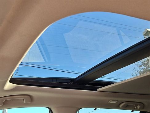 Used 2025 Honda Pilot Elite image 32