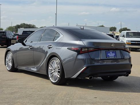Used 2025 Lexus IS 300 w/ Premium Package RWD image 7