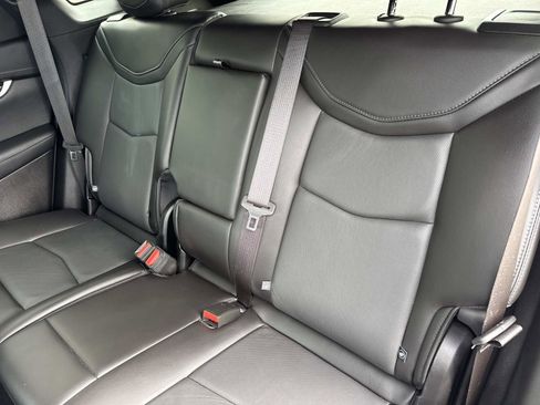 Used 2025 Cadillac XT5 Premium Luxury image 15