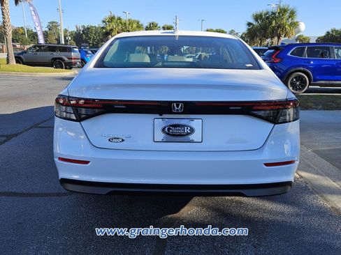 New 2025 Honda Accord LX image 4