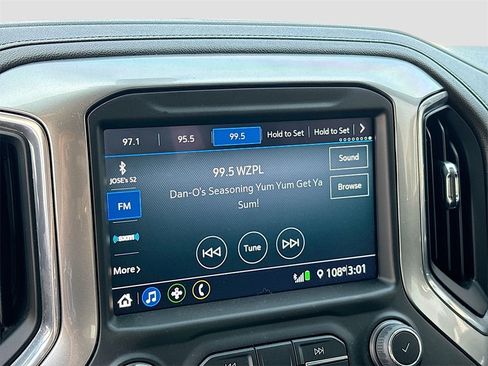 Used 2022 Chevrolet Silverado 1500 LT Trail Boss w/ Safety Package image 15