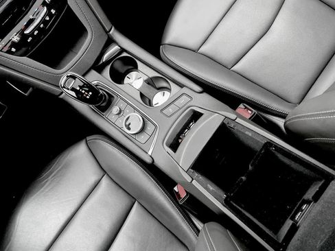 Certified 2023 Cadillac XT6 Sport w/ Technology Package image 28