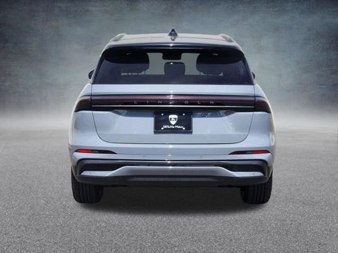 New 2026 Lincoln Nautilus Reserve w/ Jet Appearance Package image 6