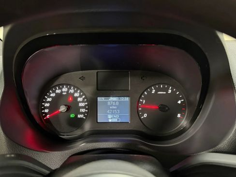 Used 2020 Mercedes-Benz Sprinter 2500 image 36