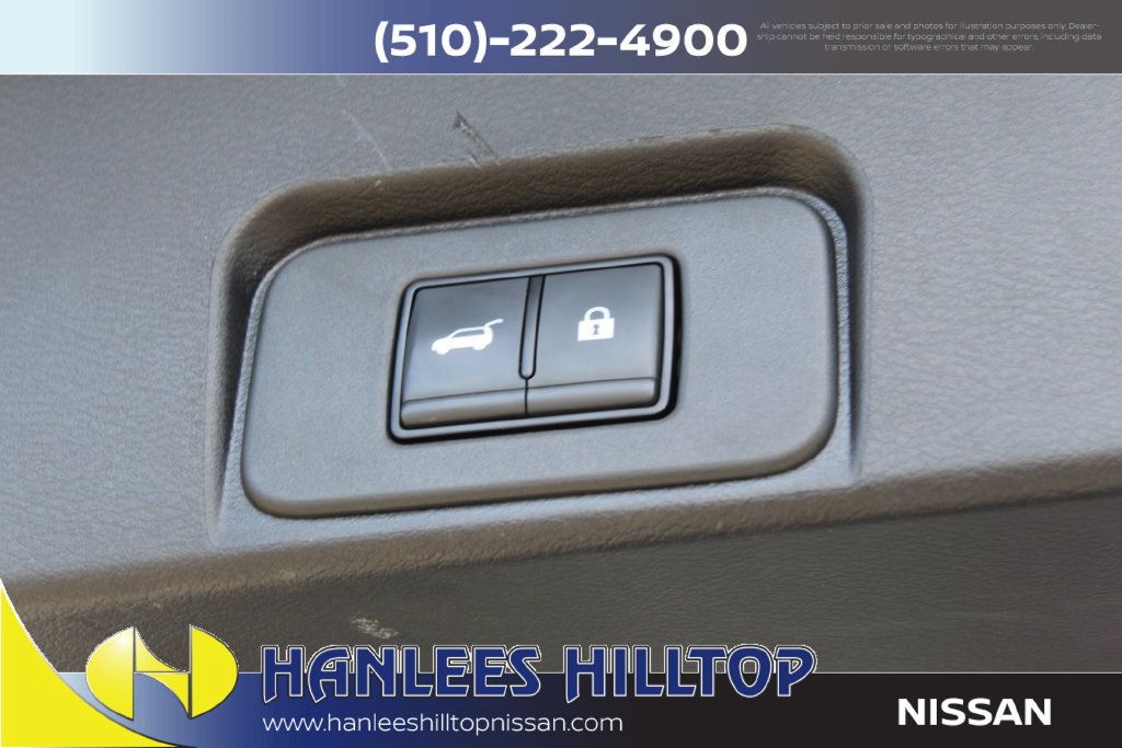 Used 2025 Nissan Rogue SV AWD/4WD image 11