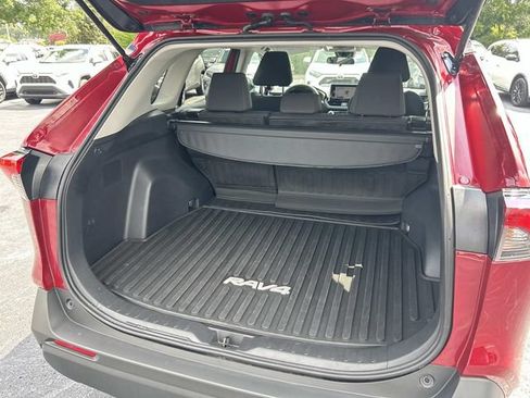 Used 2025 Toyota RAV4 LE AWD/4WD image 12