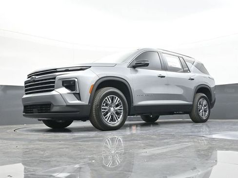 New 2026 Chevrolet Traverse LT w/ Driver Confidence Package image 53