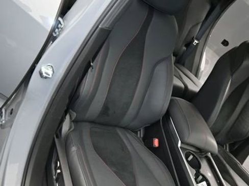 Used 2025 Acura RDX A-Spec image 17