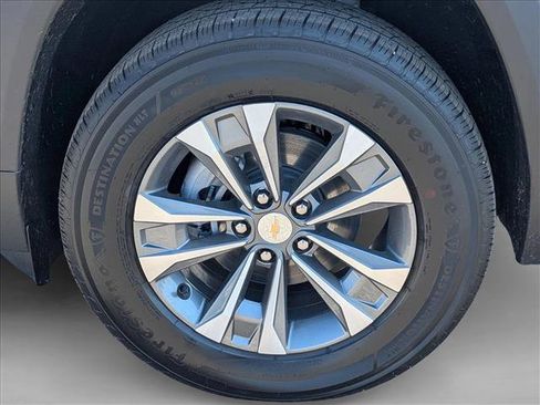 New 2026 Chevrolet Equinox LT image 9