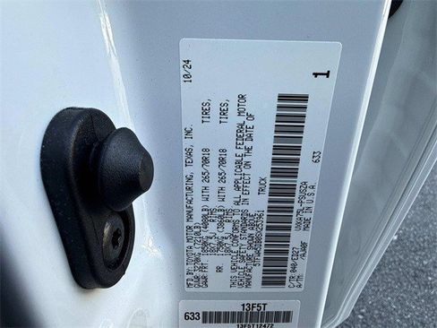 Used 2025 Toyota Tundra Limited image 29