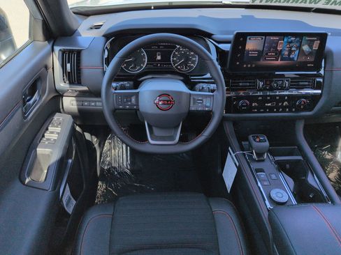 New 2026 Nissan Pathfinder Rock Creek image 17