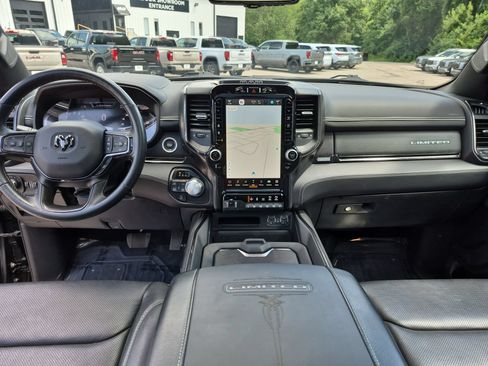 Used 2024 RAM 1500 Limited AWD/4WD image 22