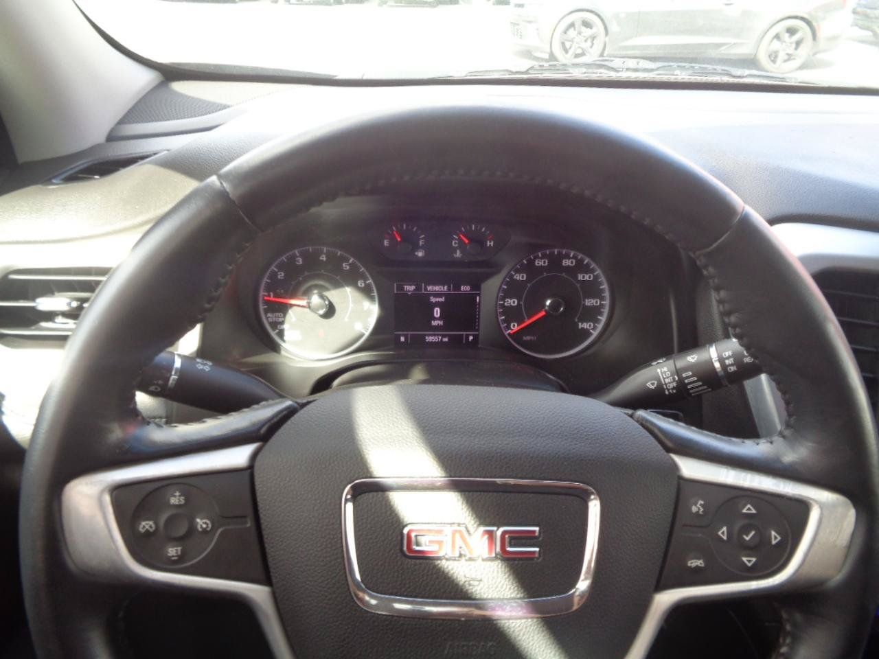 Used 2018 GMC Acadia SLE FWD image 32