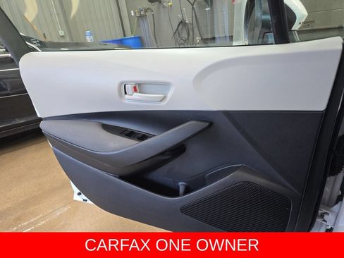 Used 2022 Toyota Corolla LE FWD image 27