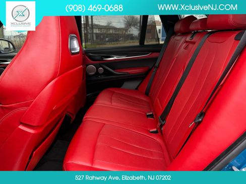 Used 2017 BMW X5 M image 23