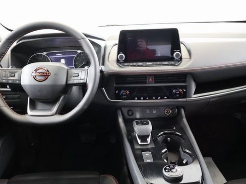 New 2026 Nissan Rogue SV AWD/4WD image 14