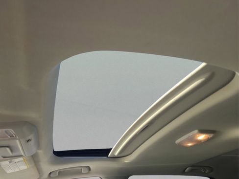 Used 2014 Toyota Tundra Platinum image 16