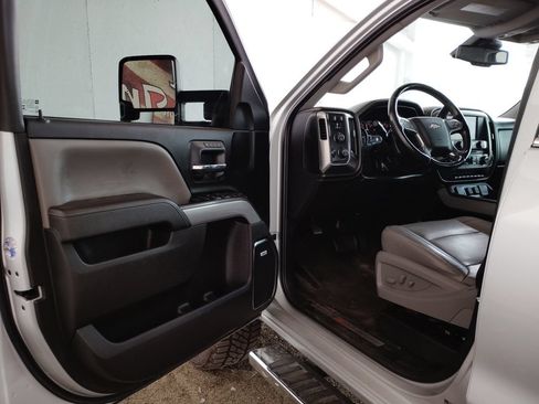 Used 2017 Chevrolet Silverado 2500 LTZ w/ Duramax Plus Package AWD/4WD image 18