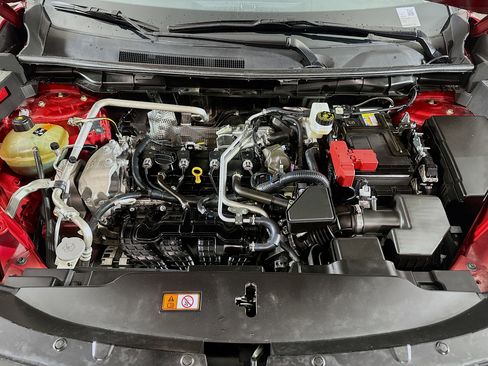 Used 2025 Mitsubishi Outlander SE image 34